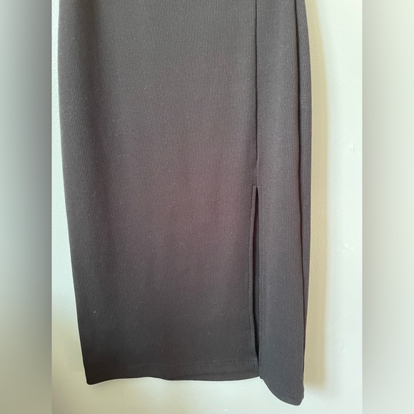 Little Black Dress - Picture 5 of 5